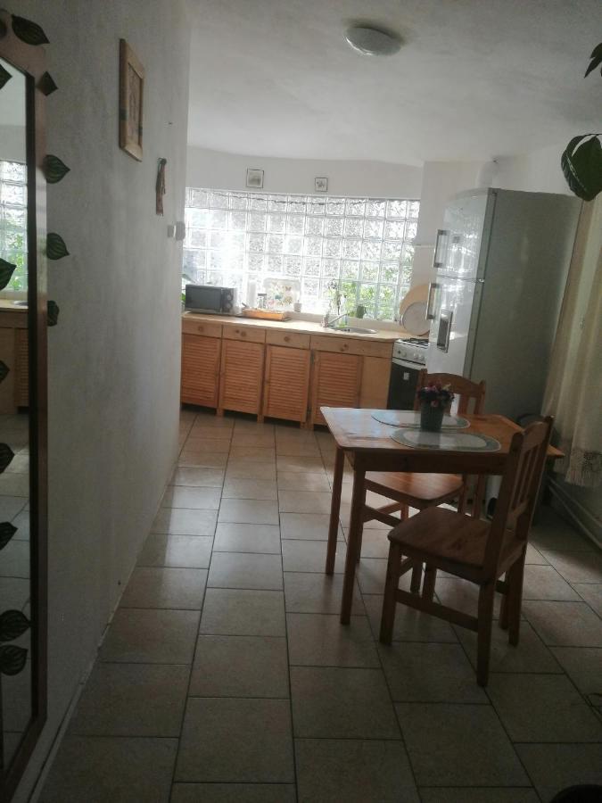 Moss'S Economy Apartment Temeşvar Dış mekan fotoğraf